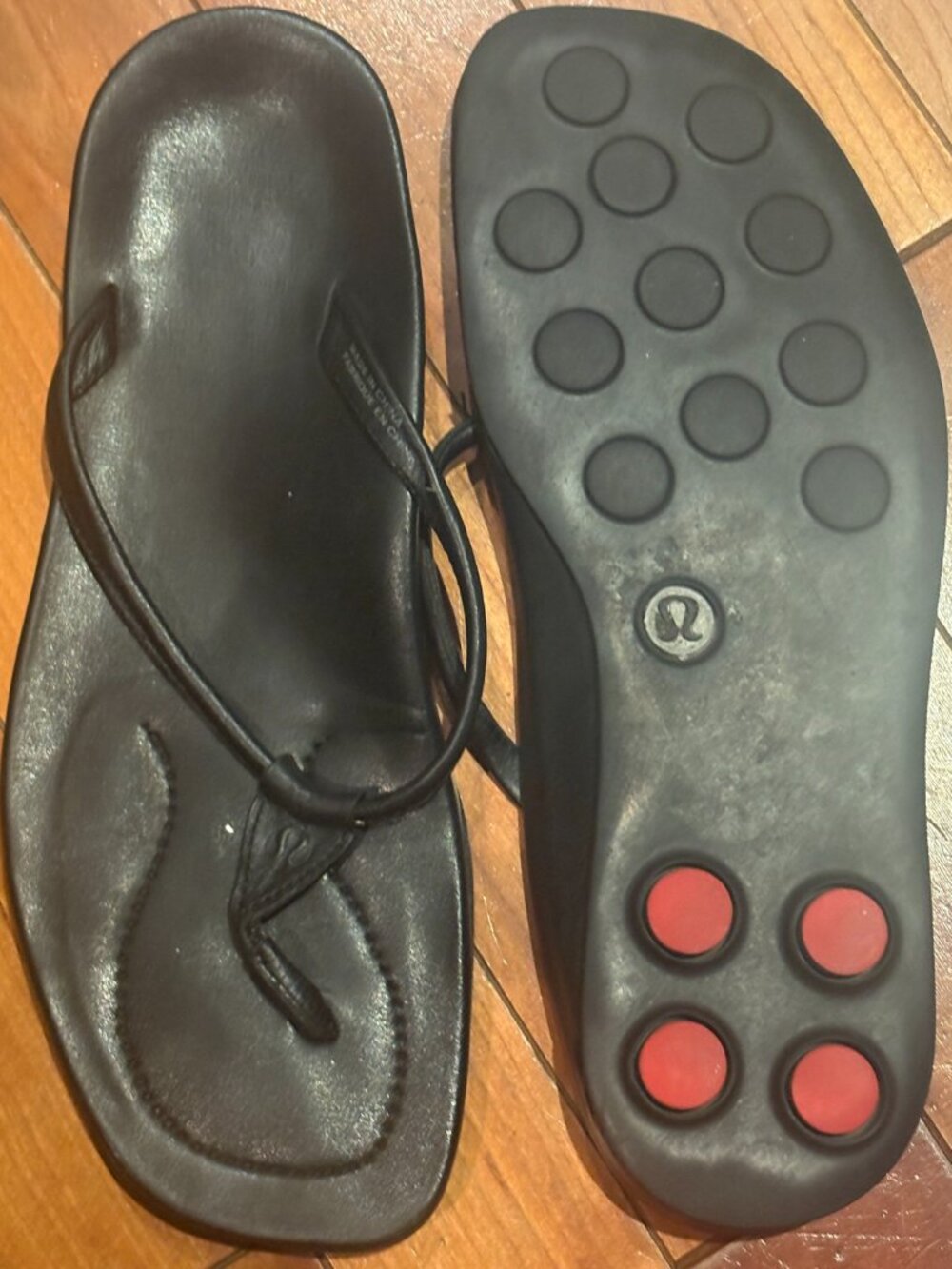 lululemon Black Thong Sandals Flip Flops Women's US 7